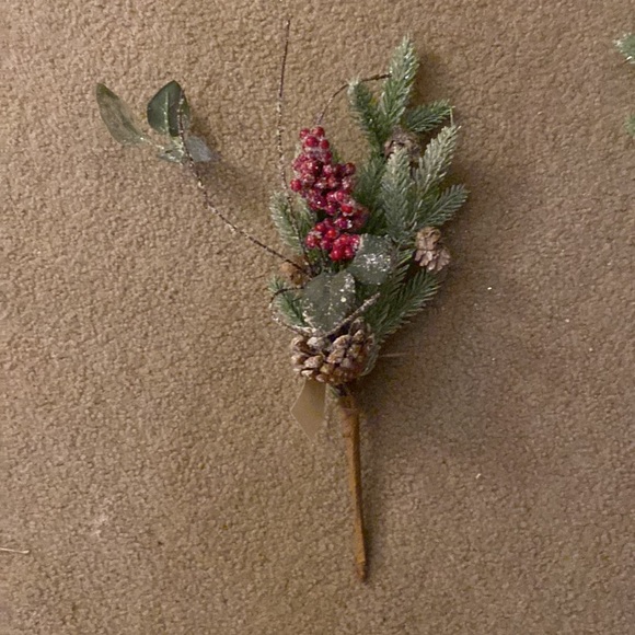 Christmas Glitter Green with Red Berries Pick - Picture 2 of 6